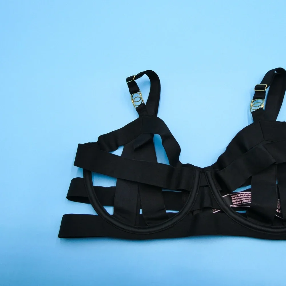 Victoria's Secret Balconette Bra Womens 34D Strappy Cage Black‎ Unlined Nylon